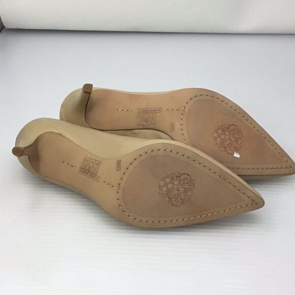 Vince Camuto Bellis Pointy Toe Pump (A13) - Picture 8 of 8